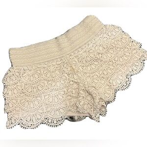 Rewind Size small Shorts